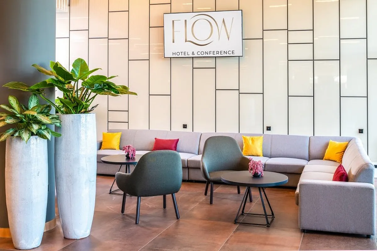 FLOW Hotel & Conference