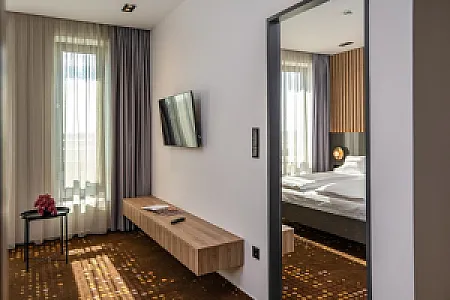 FLOW Hotel & Conference
