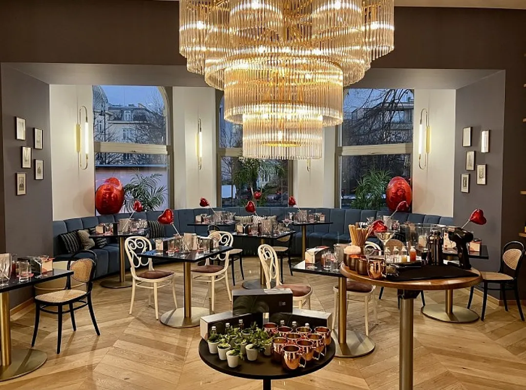 Alice Hotel