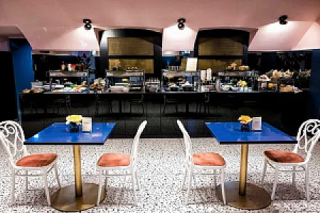 Alice Hotel