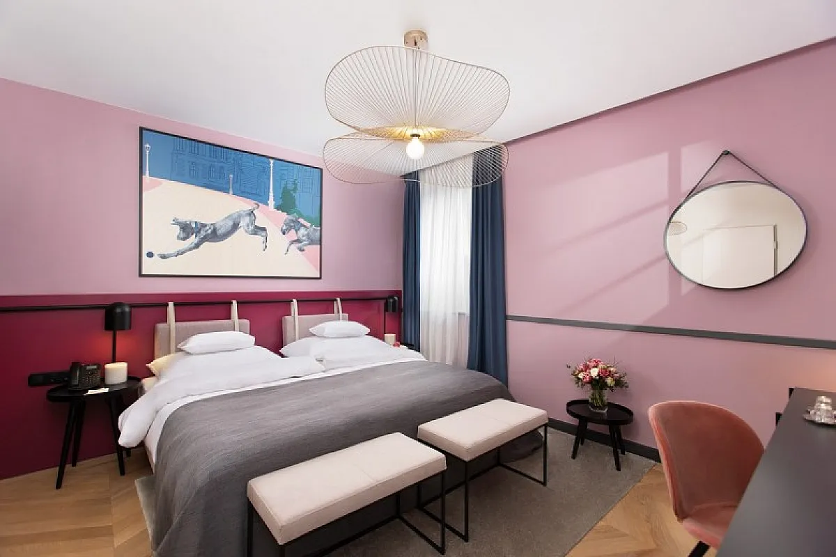 Alice Hotel