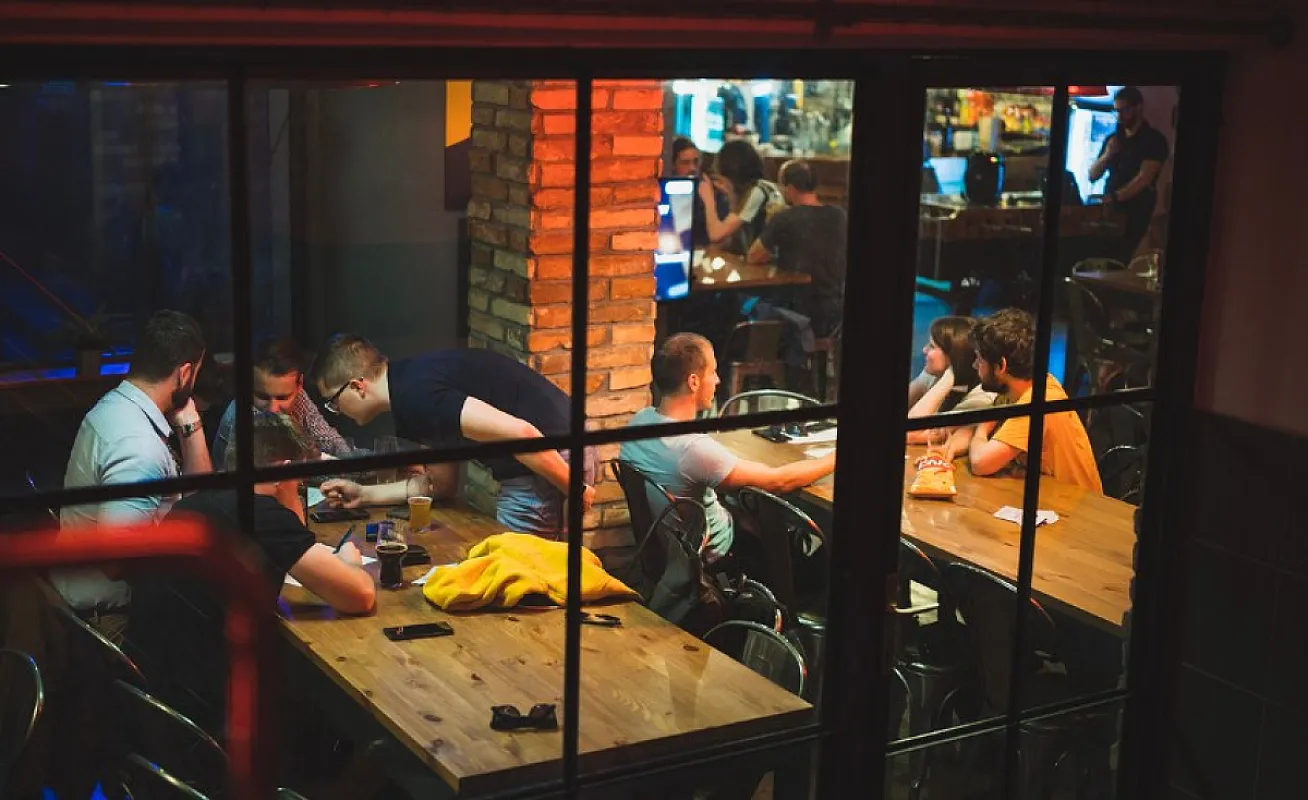 FIRST Craft Beer Sörfőzde & Taproom