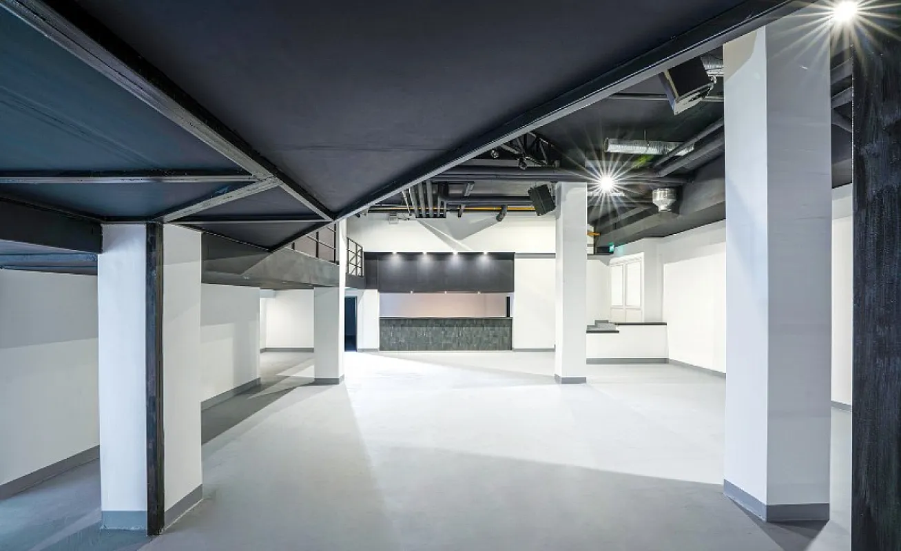 DISTR3CT Event Cube