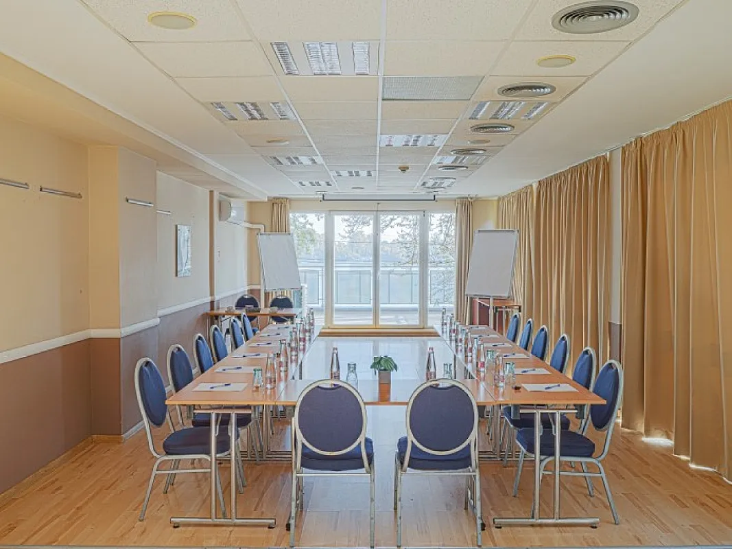 Holiday Beach Budapest Wellness & Conference Hotel