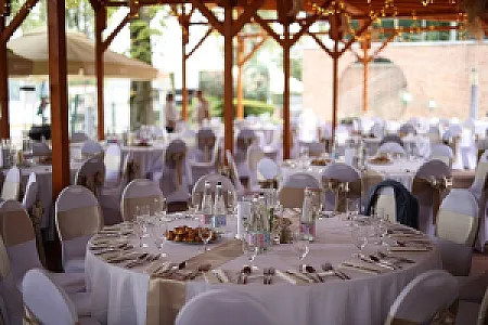 Holiday Beach Budapest Wellness & Conference Hotel