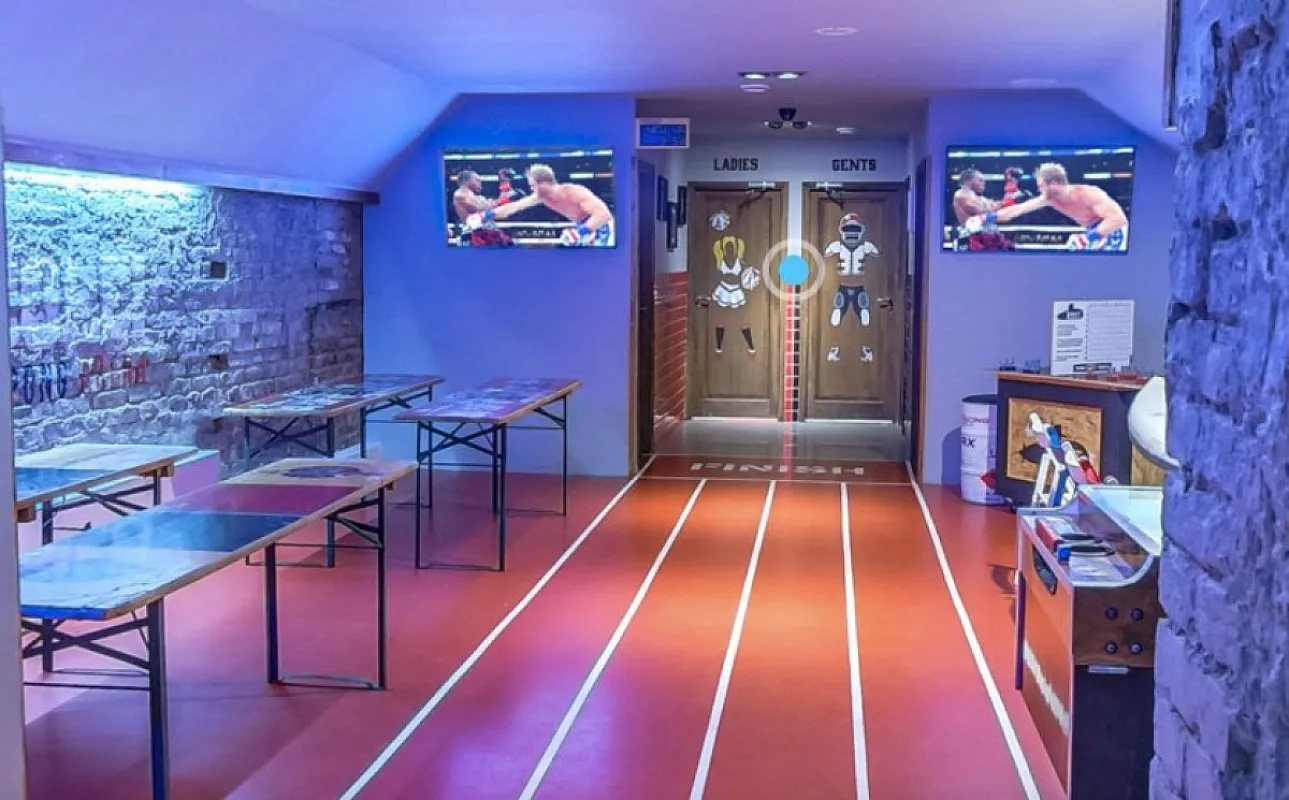 Score Sport Bar & Billiard