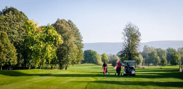 Old Lake Golf Hotel