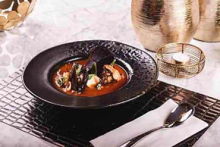 Sunhill Bistro & Skybar