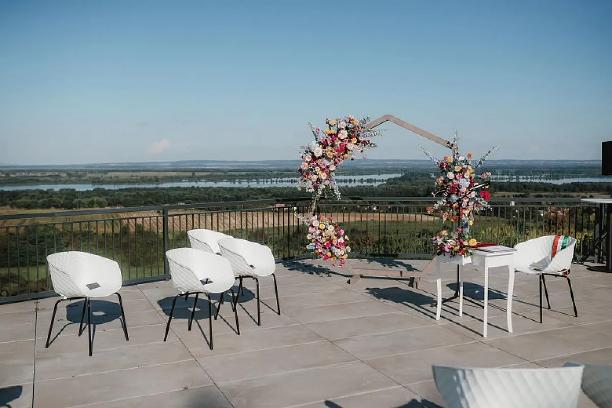 LakeView Event by Kányaváry