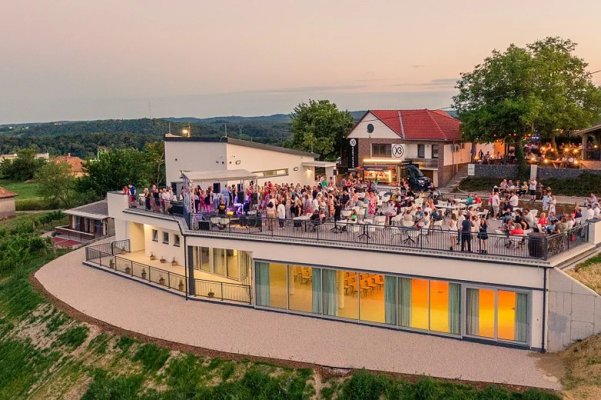 LakeView Event by Kányaváry