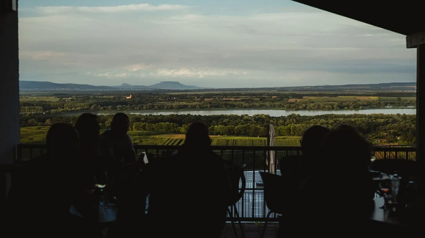 LakeView Event by Kányaváry