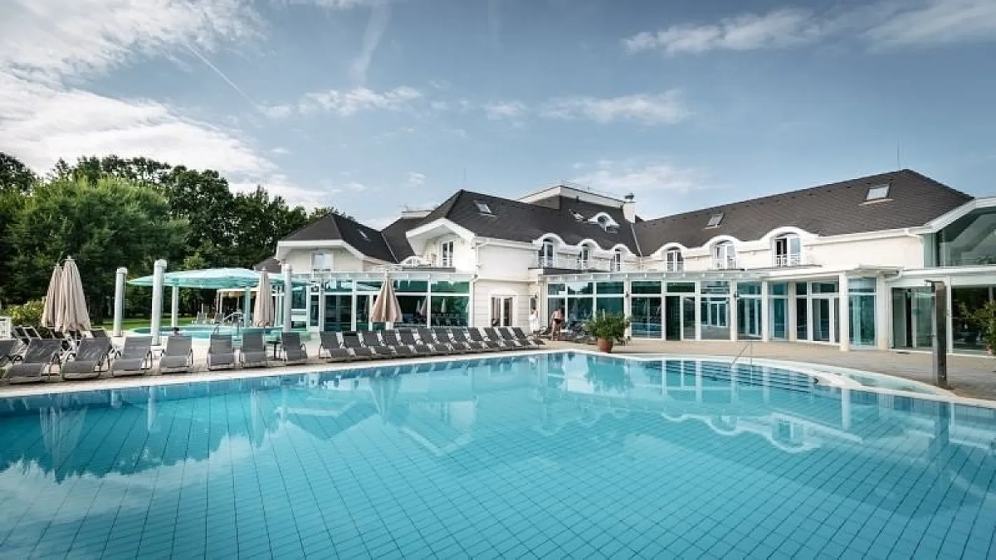 Liget Wellness és Konferencia Hotel