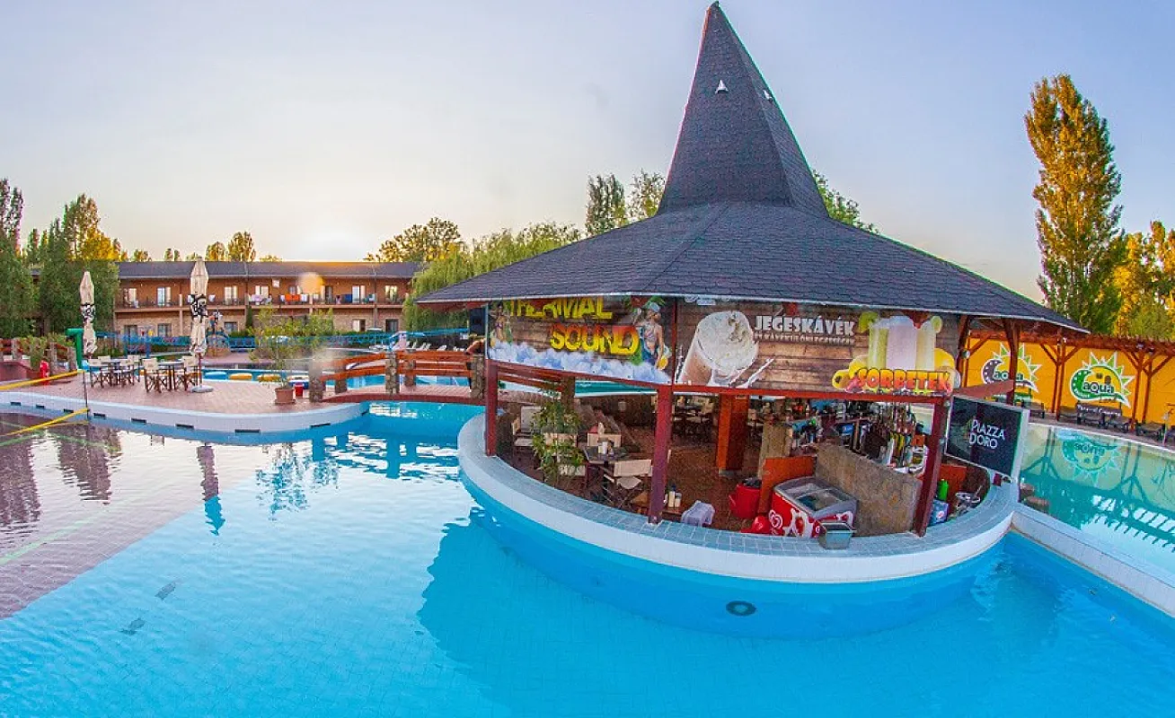 Aqua Land Termál és Élményfürdő