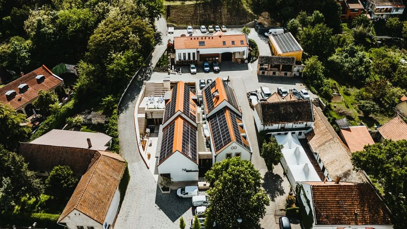 Schieszl Vendéglő és Borház