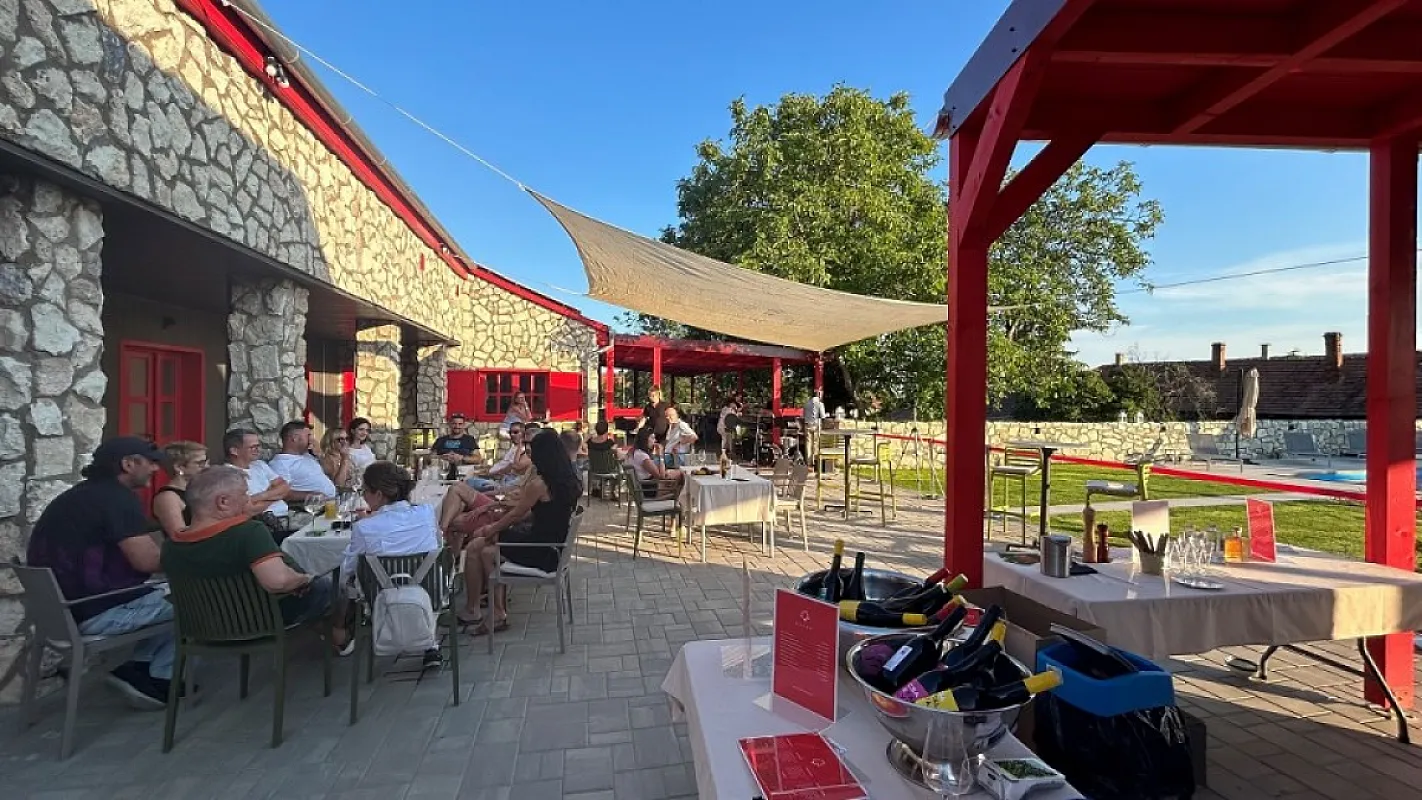 Tokaj Art Wine Bohém Borklub
