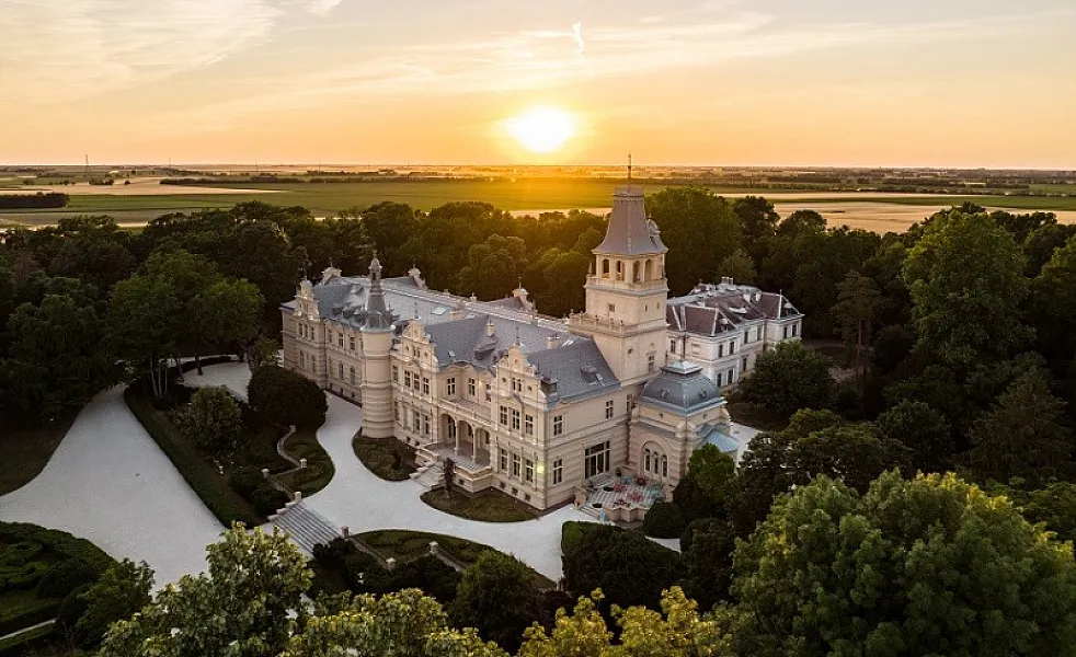 szabadkígyósi Wenkcheim-kastély