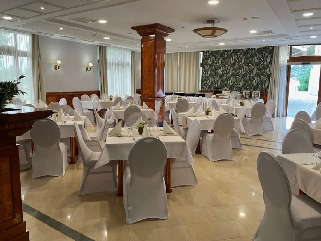 Hotel Golden Palace