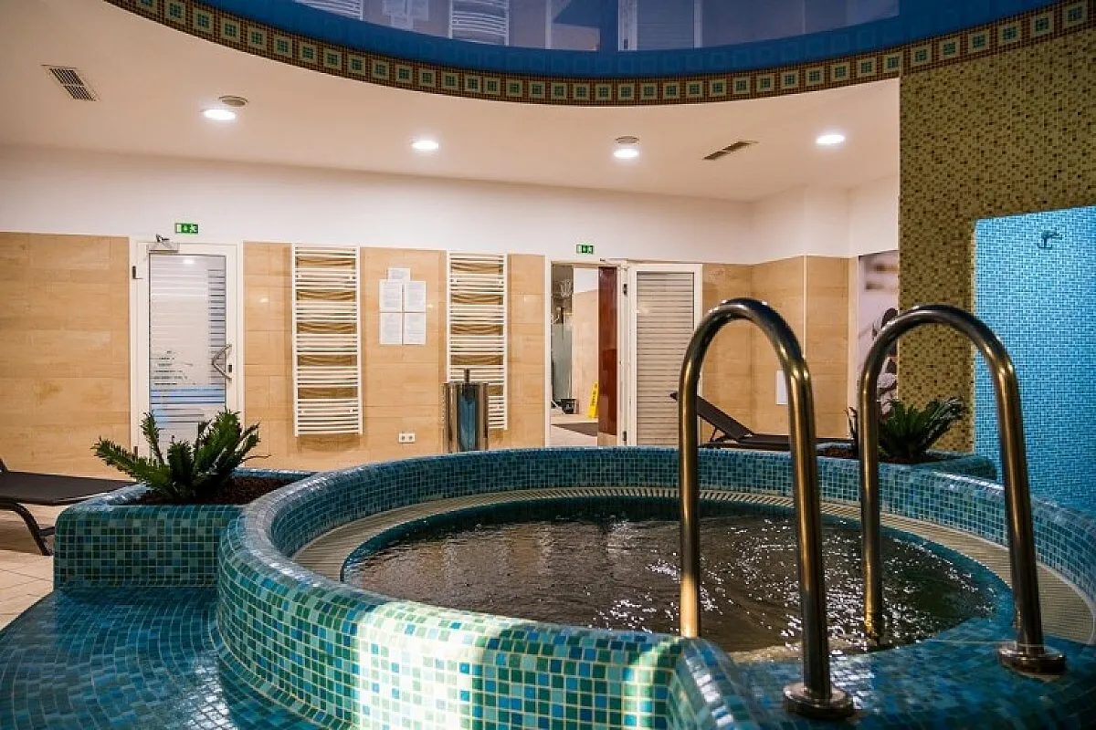 Hotel Golden Palace