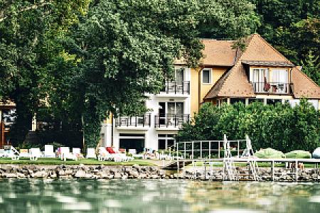 Tópart Hotel és Étterem