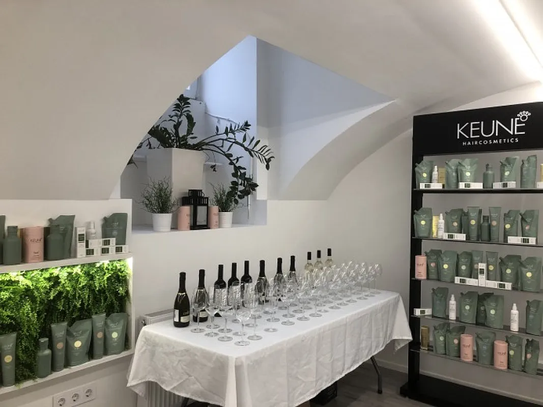 H7 Márkafüggetlen Rendezvényközpont