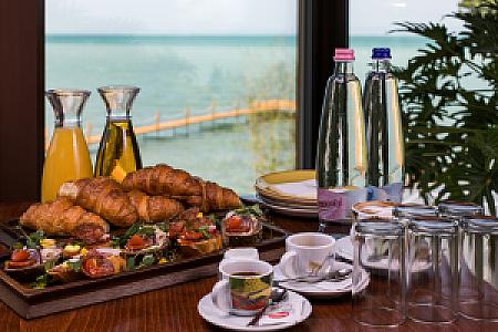 Tópart Hotel és Étterem