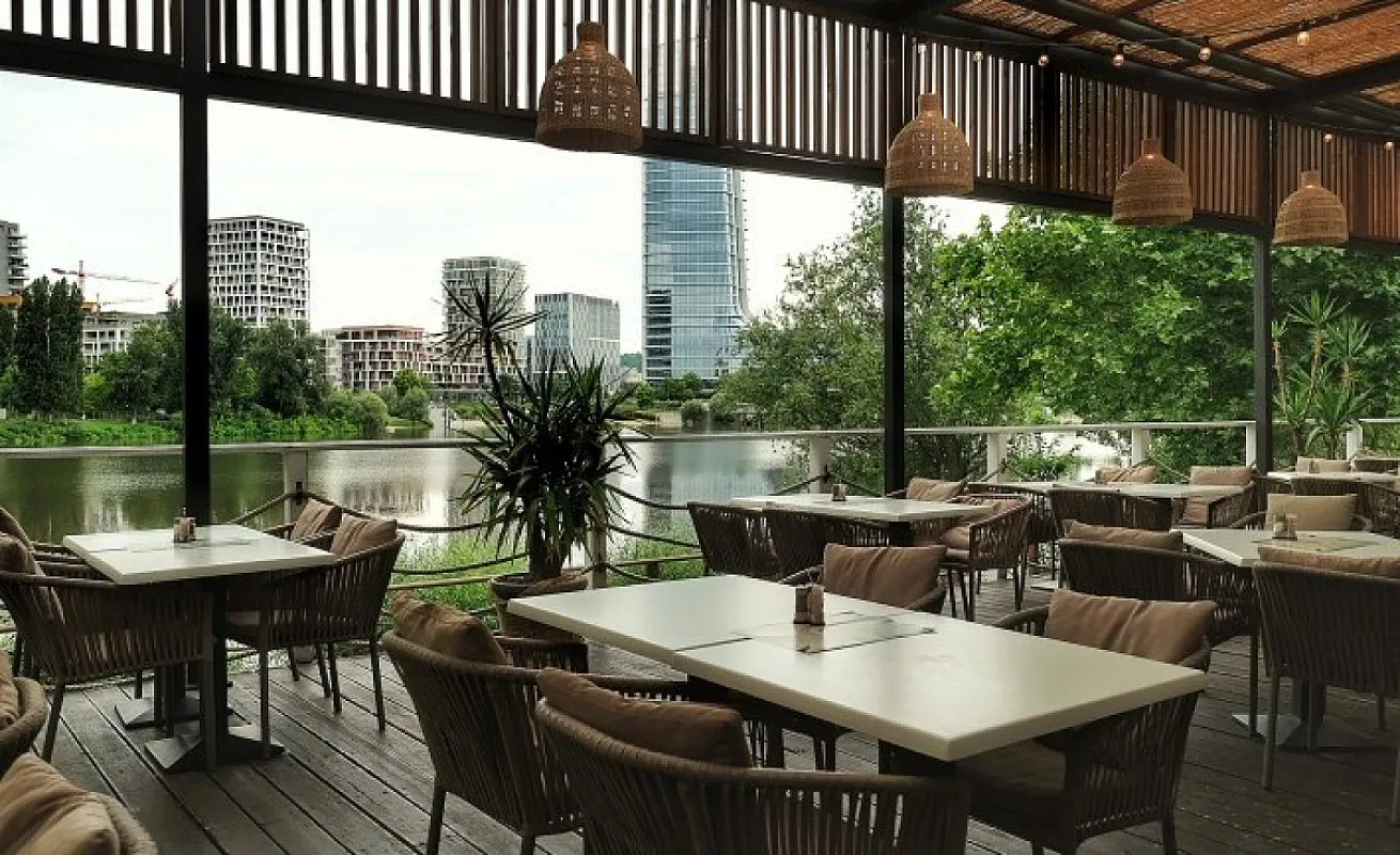 Le Bistro - Kitchen & More