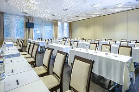 Hotel Délibáb
