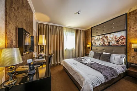 Hotel Délibáb