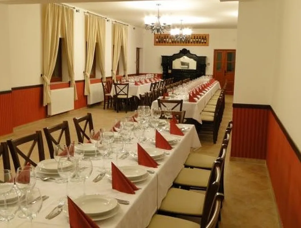 Sziluett Borhotel Farkasmály
