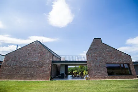 Öregtölgy Farm
