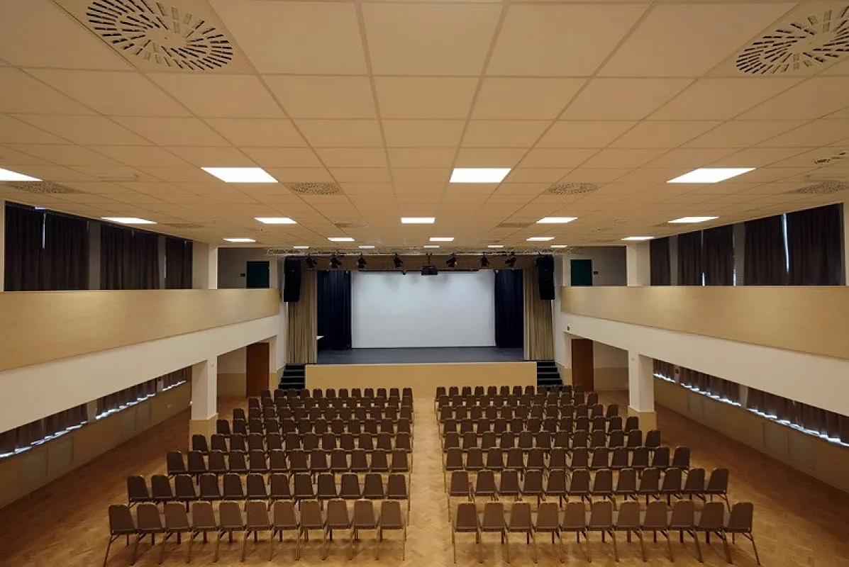 ELTE Óbudai Konferencia Központ