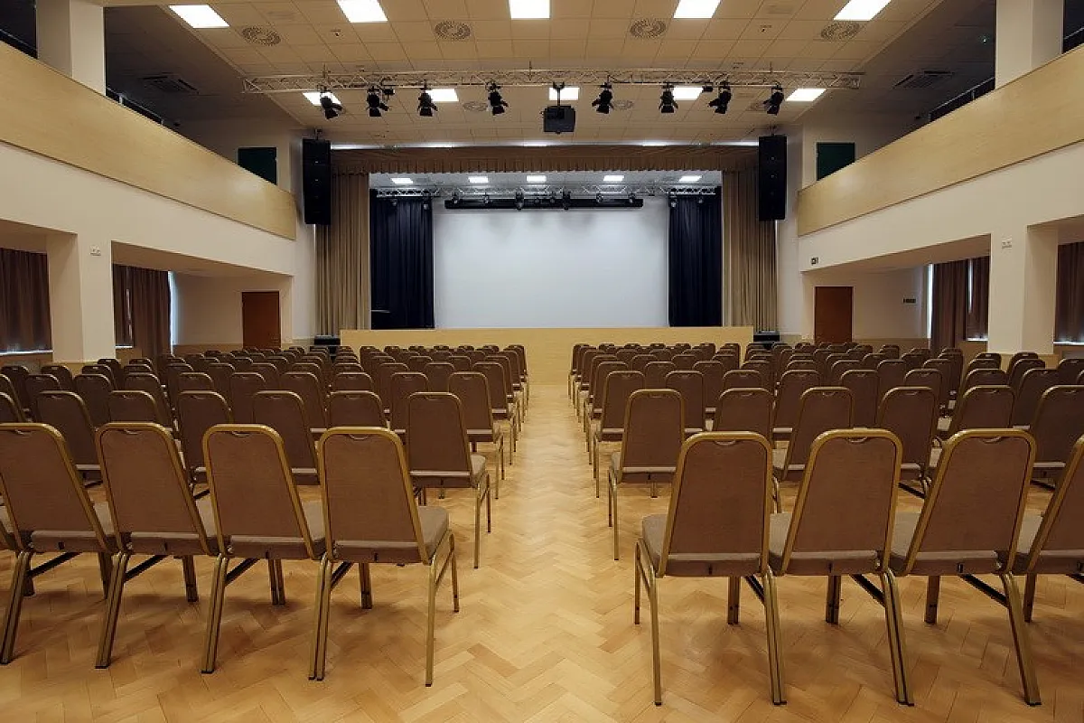 ELTE Óbudai Konferencia Központ