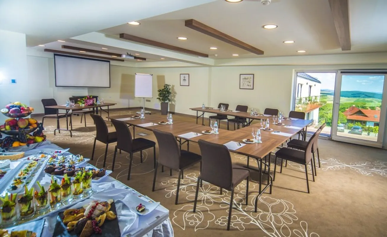 Castellum Hotel Hollókő