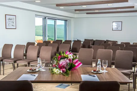 Castellum Hotel Hollókő
