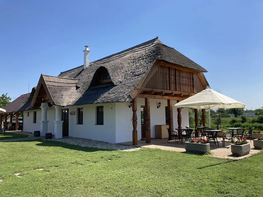 Csodaszarvas Panzió és Tájpark