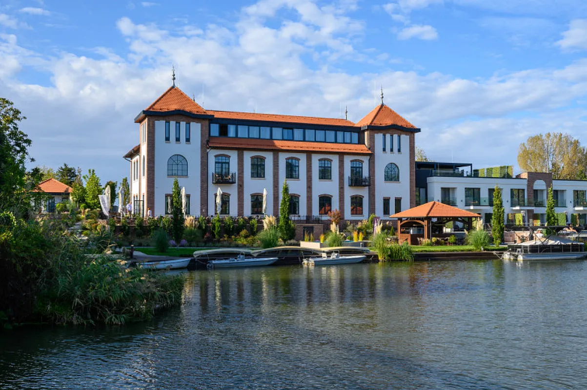 Bordűr Wellness Hotel Superior & Szőnyegmúzeum