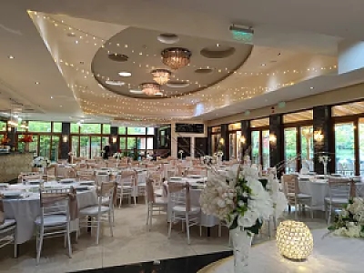 Duna Garden Hotel és Étterem