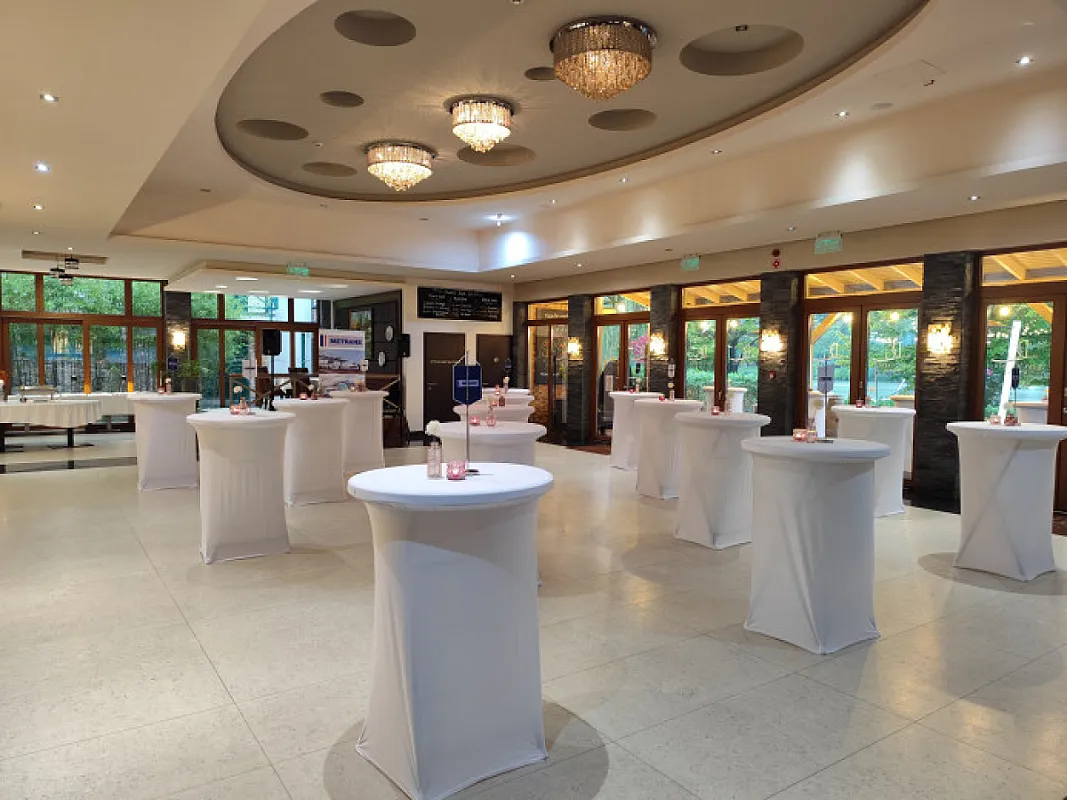 Duna Garden Hotel és Étterem