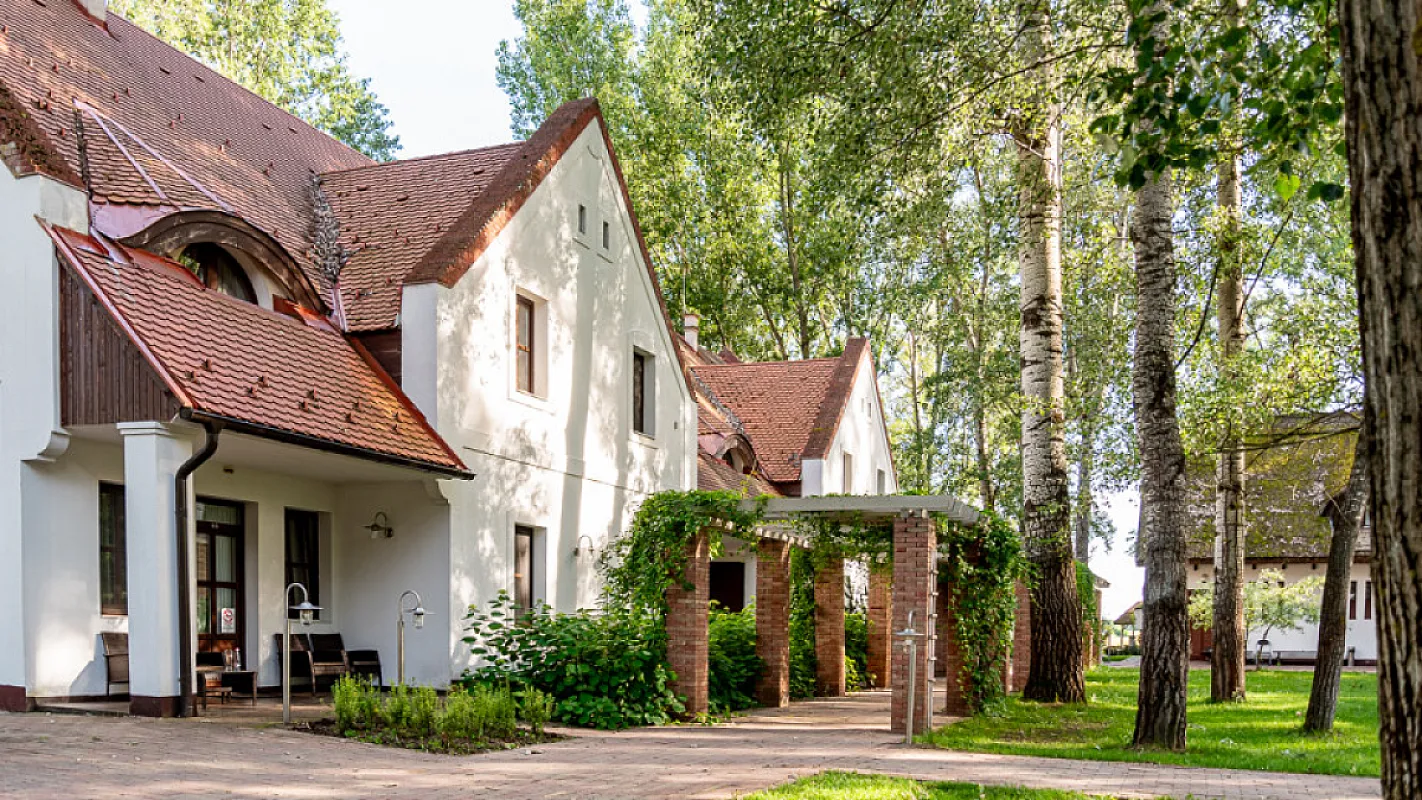 Varga Tanya Hotel, Konferencia és Szabadidő Központ