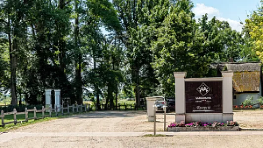 Varga Tanya Hotel, Konferencia és Szabadidő Központ