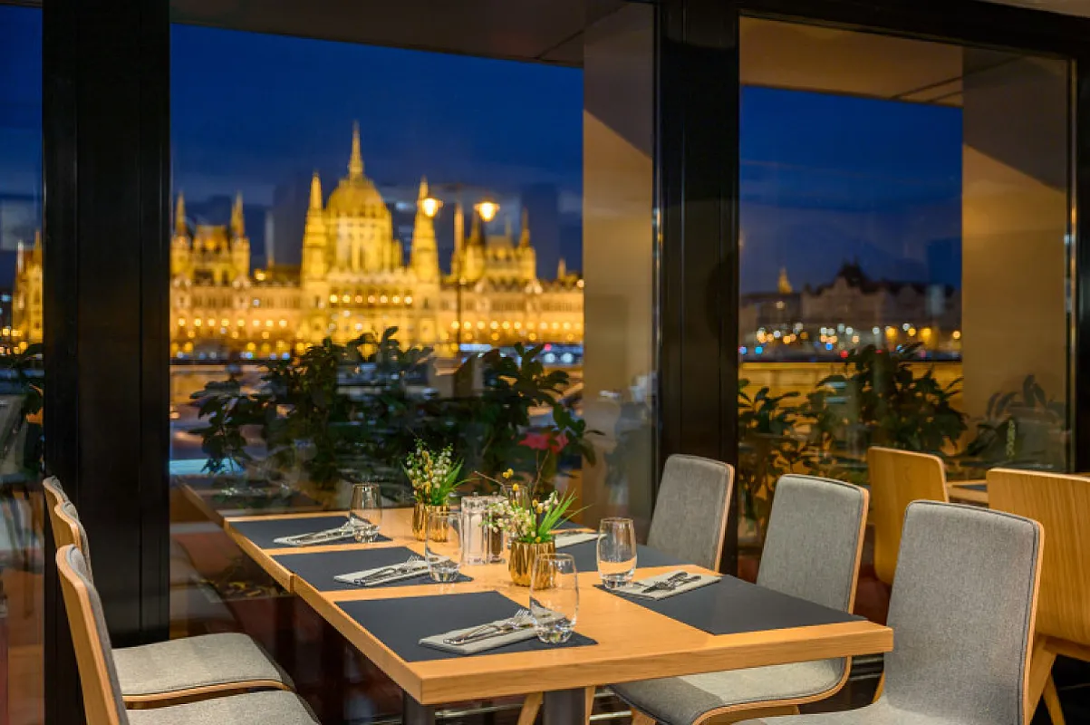 Novotel Budapest Danube Hotel