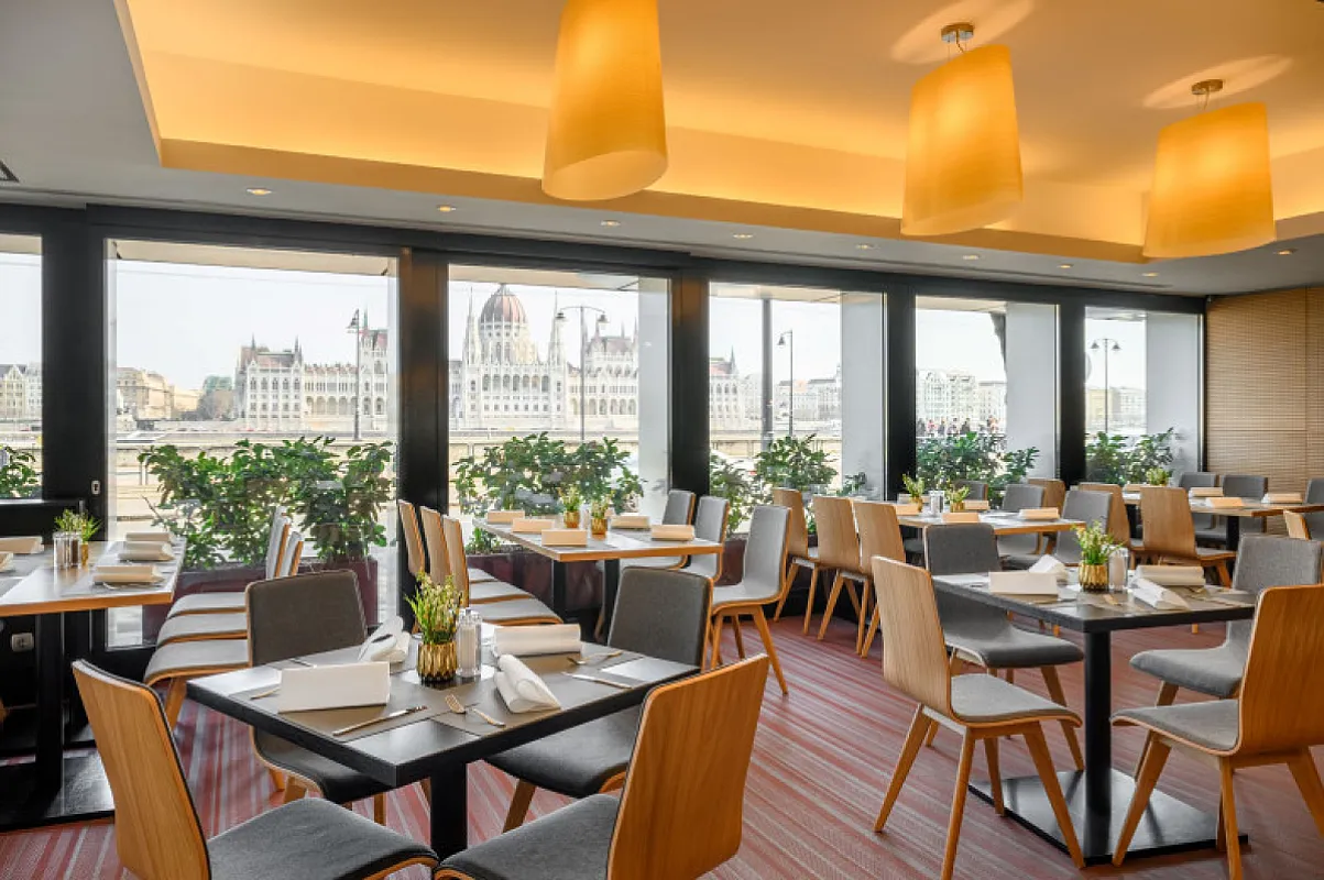 Novotel Budapest Danube Hotel