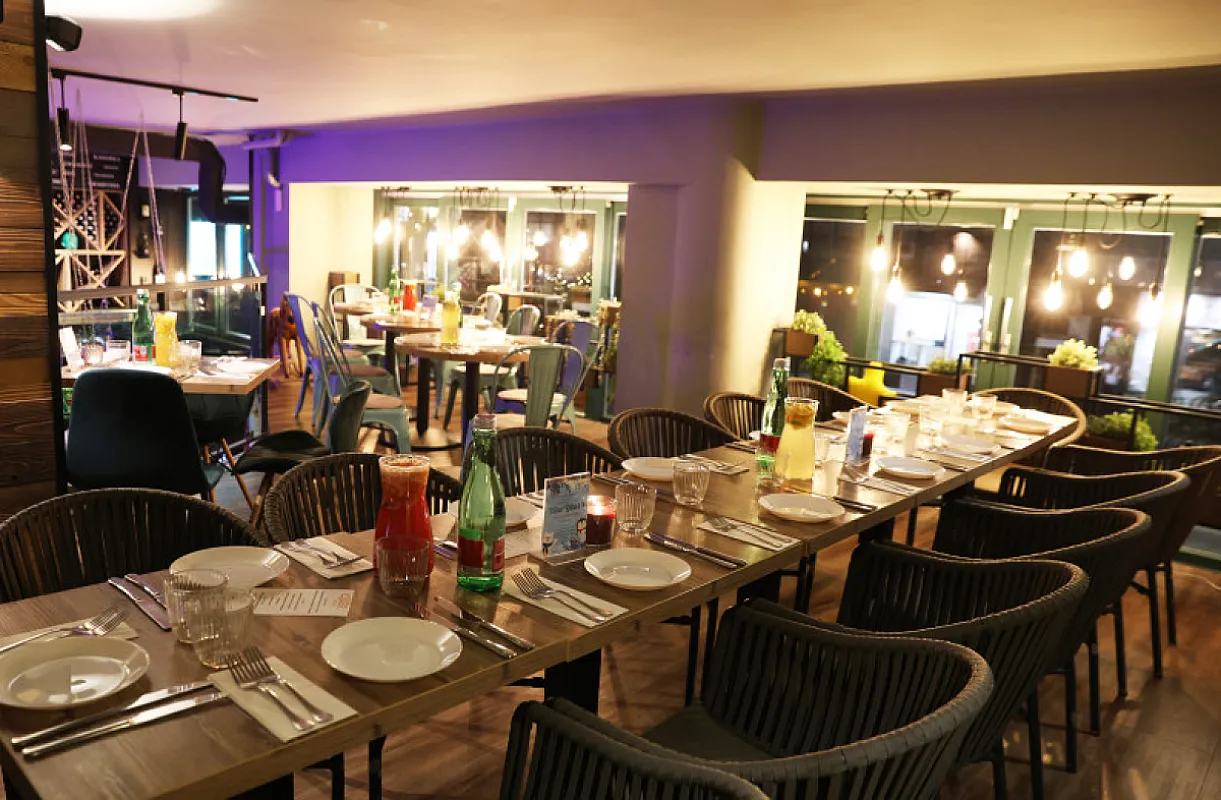 Color Bar Budapest