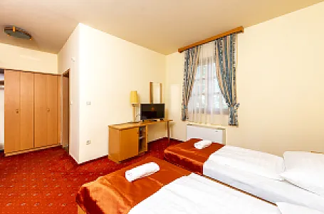 Gastland M0 Hotel és Konferenciaközpont