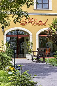Gastland M0 Hotel és Konferenciaközpont