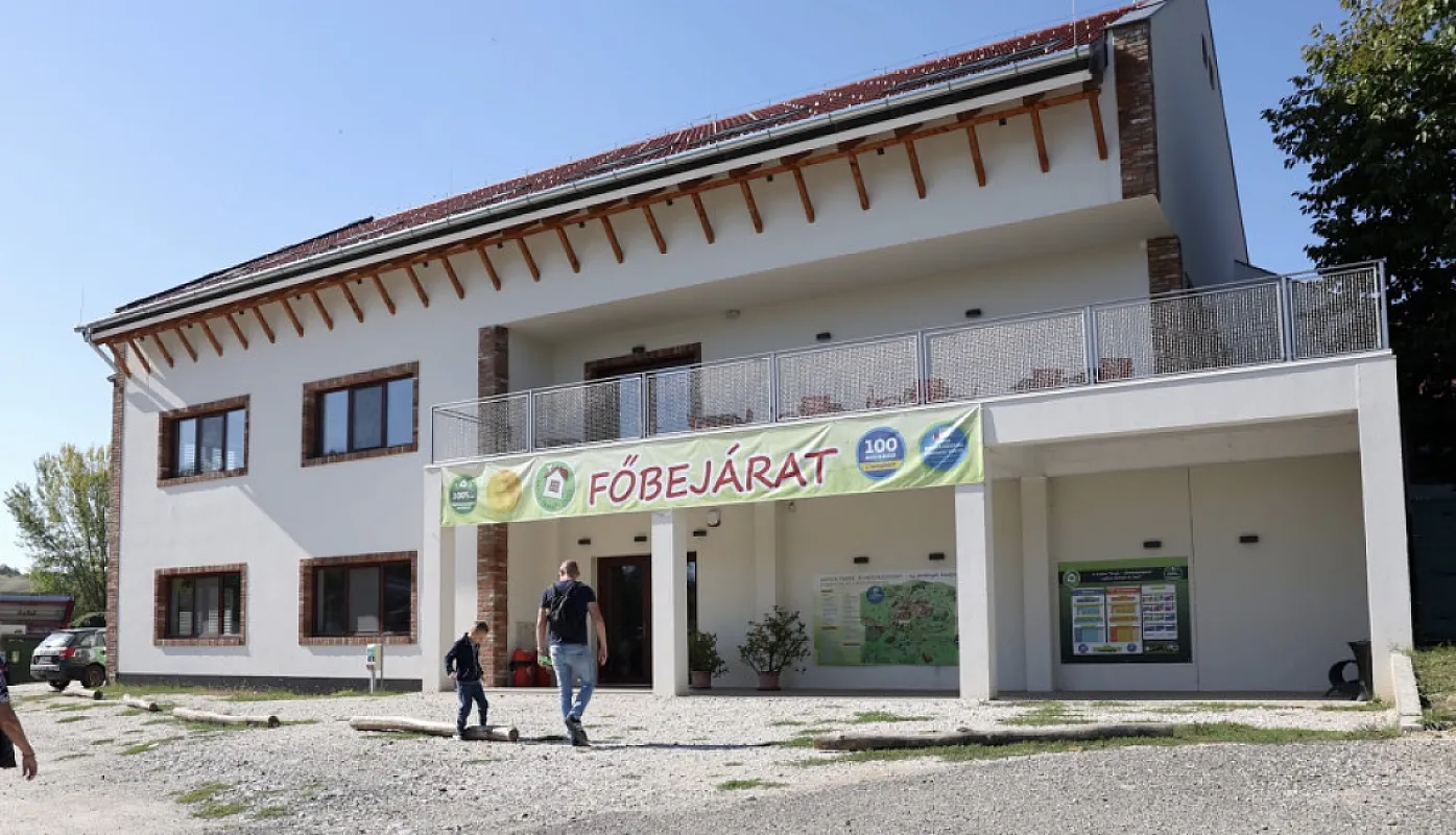 Aura Rendezvényközpont