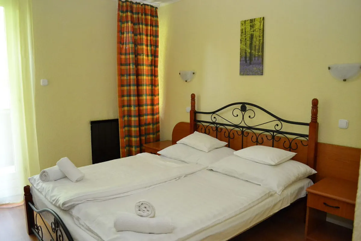 Ezüstfenyő Hotel