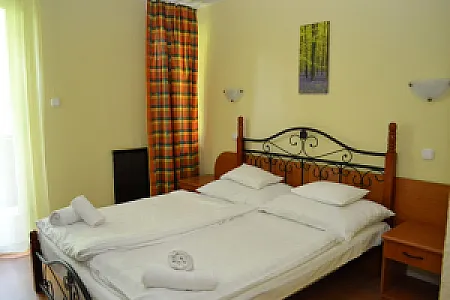 Ezüstfenyő Hotel