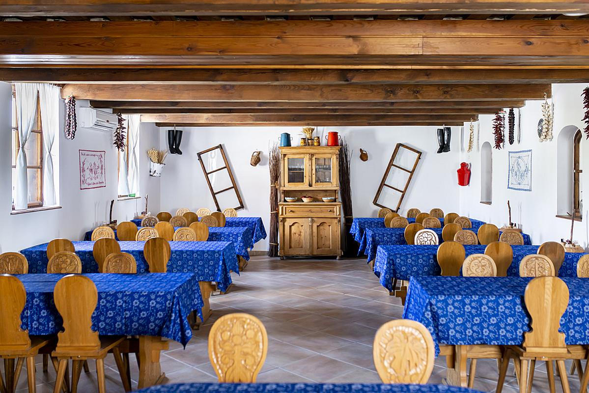 Gastland M1 Hotel és Konferenciaközpont