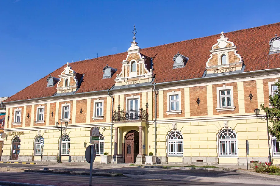 Kristály Imperial Hotel és Pálma Rendezvényház